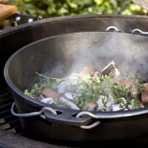 Духовка голландская  Big Green Egg DO, чугунная